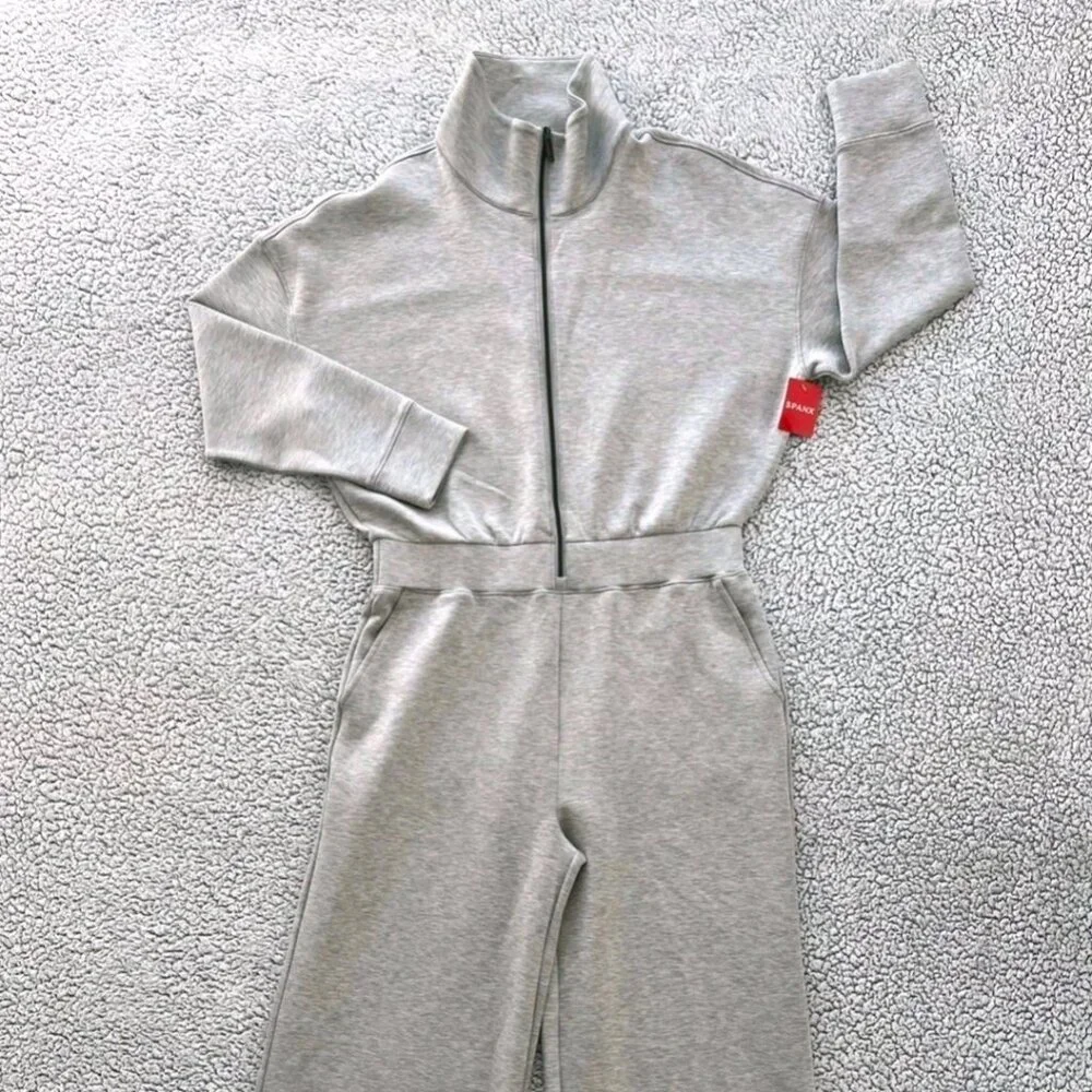 SPANX Air Essentials Jumpsuit Women's XL Wide Leg Half Zip Light Gray NEW - Picture 2 of 13
